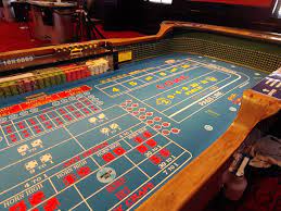 Avoid the 7 Biggest Mistakes New Craps Players Make